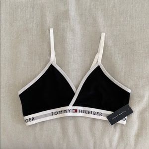 🆕 with tags Tommy Hilfiger Bralette sz Med